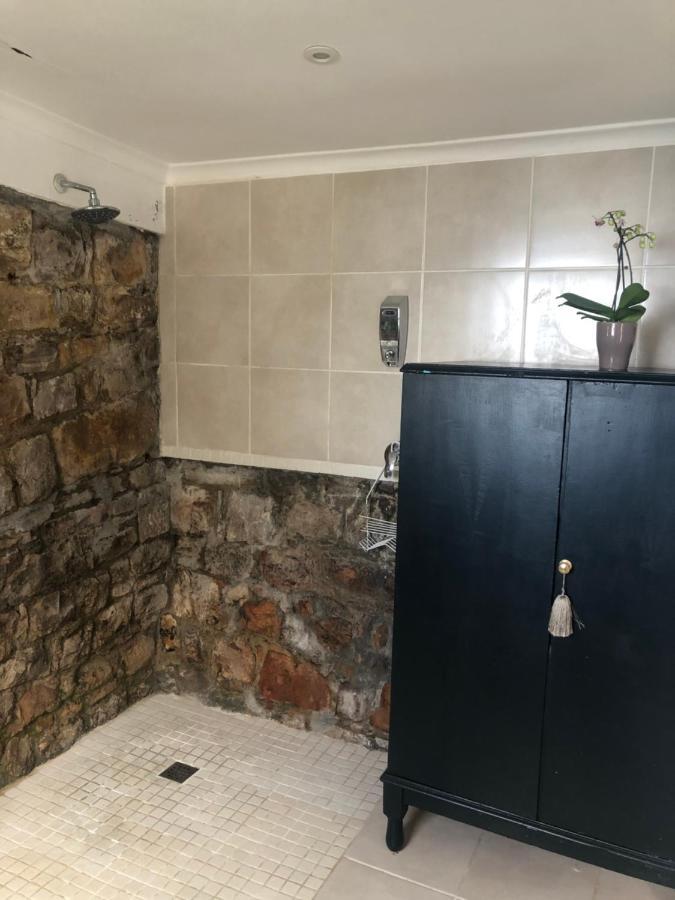 Ollava Guesthouse Simonʼs Town エクステリア 写真