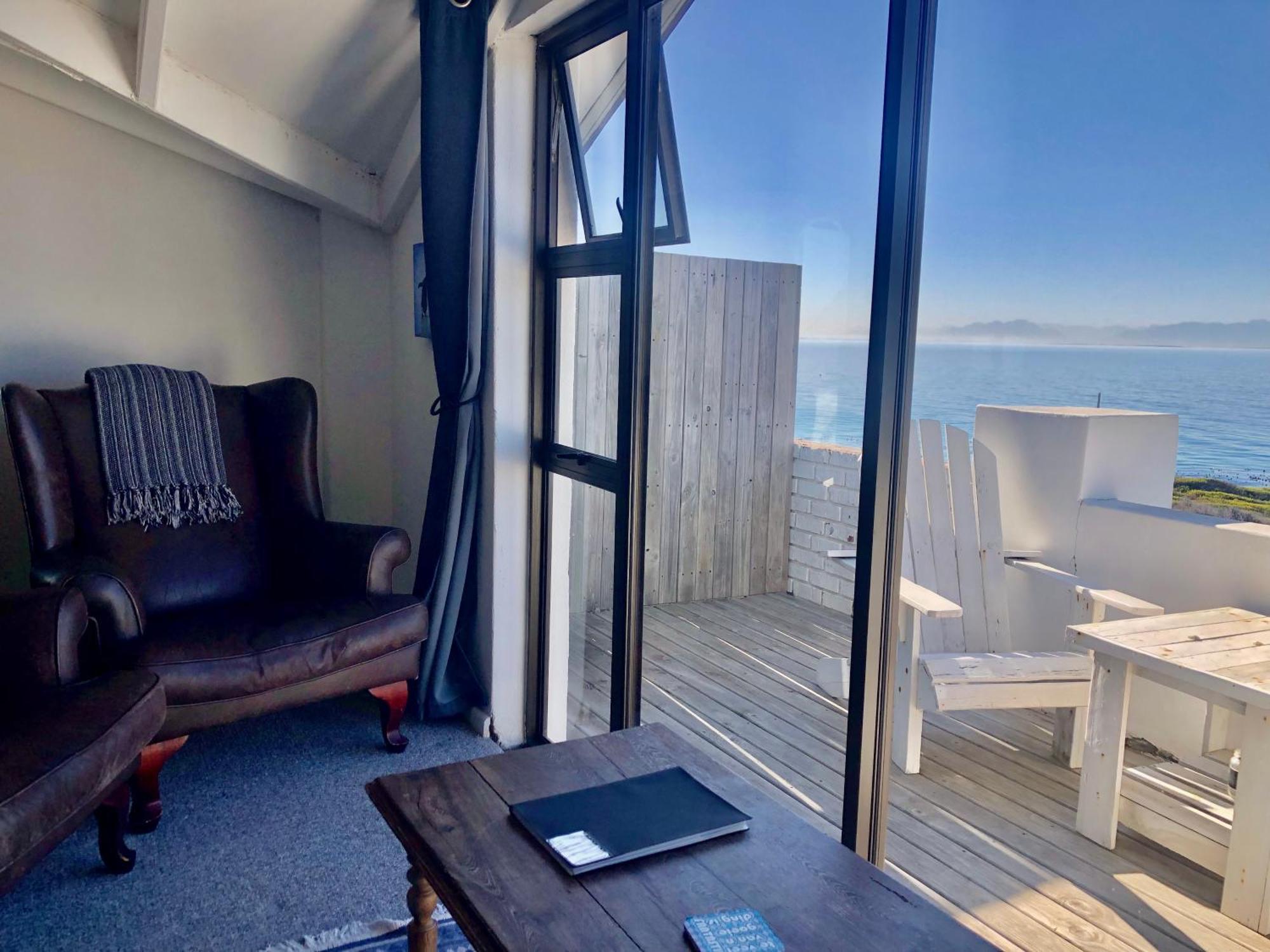 Ollava Guesthouse Simonʼs Town エクステリア 写真