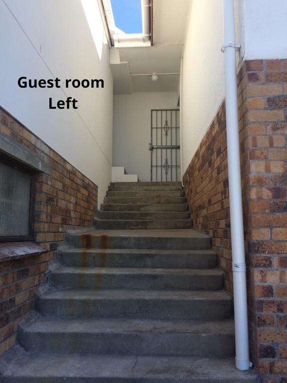 Ollava Guesthouse Simonʼs Town エクステリア 写真