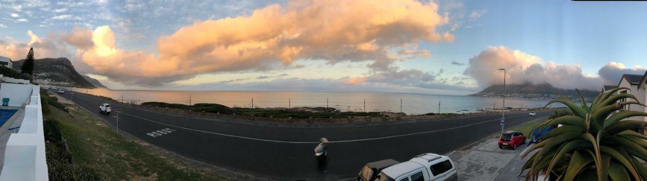 Ollava Guesthouse Simonʼs Town エクステリア 写真